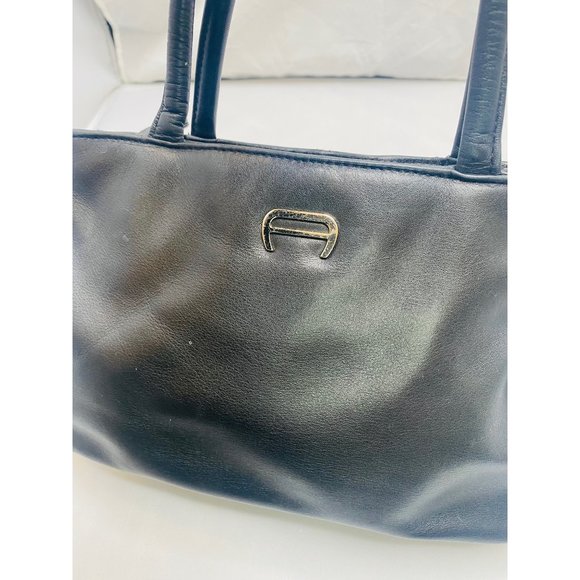 Atienne Aigner Vintage 60s Black Leather Shoulder Bag Style 7280R EUC - Picture 10 of 11